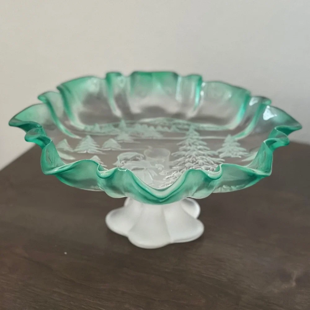 MIKASA PEDESTAL CHRISTMAS WINTER CANDY DISH RUFFLED FLUTED EDGES FROSTED GREEN